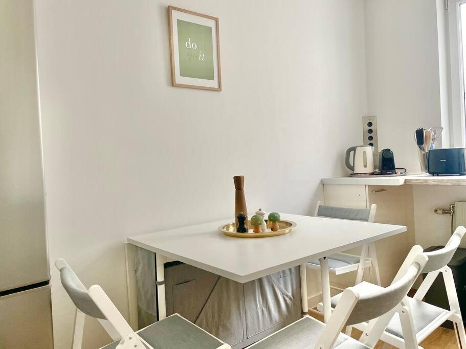 Rooftop With Free Parking & Balcony & Ac Apartment *